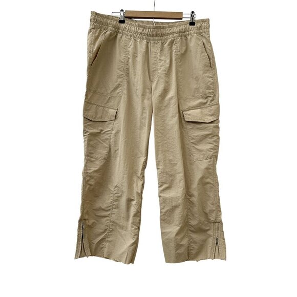 Old Navy Wide Leg Quicky Dry Elastic Khaki Cargo Cut-Off Pants Cropped Zip XL - Picture 1 of 15